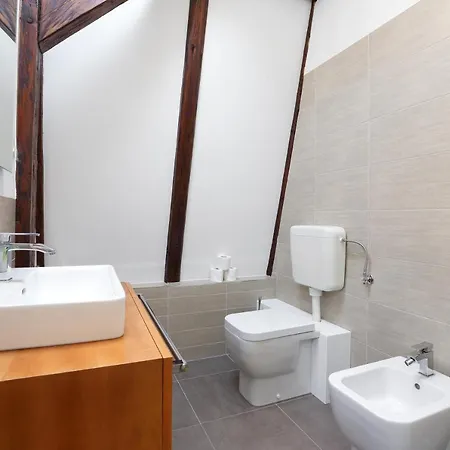 Charming Studio In The Heart Of * 오파티아